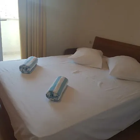Petra For 12 Persons